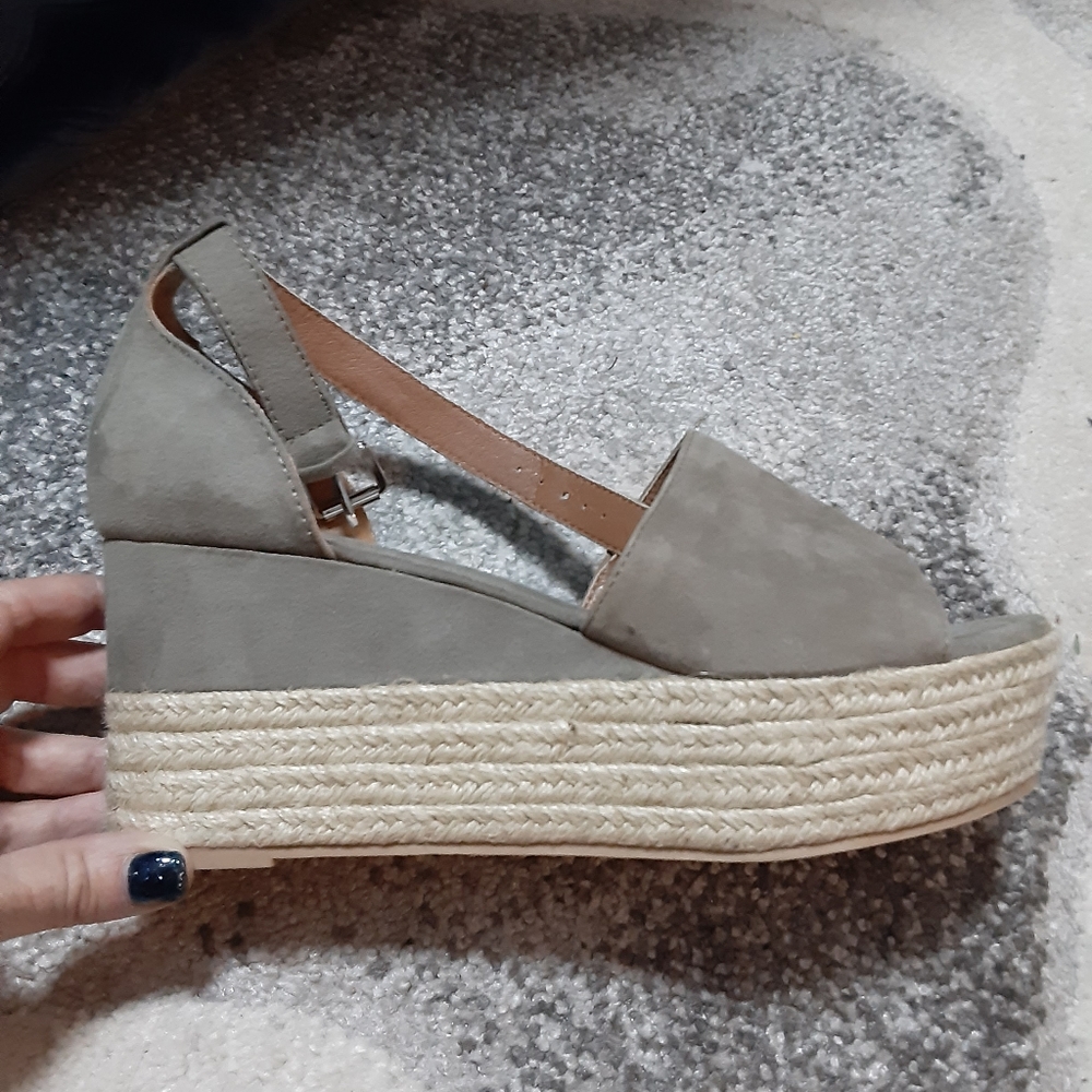 Steve Madden wedges